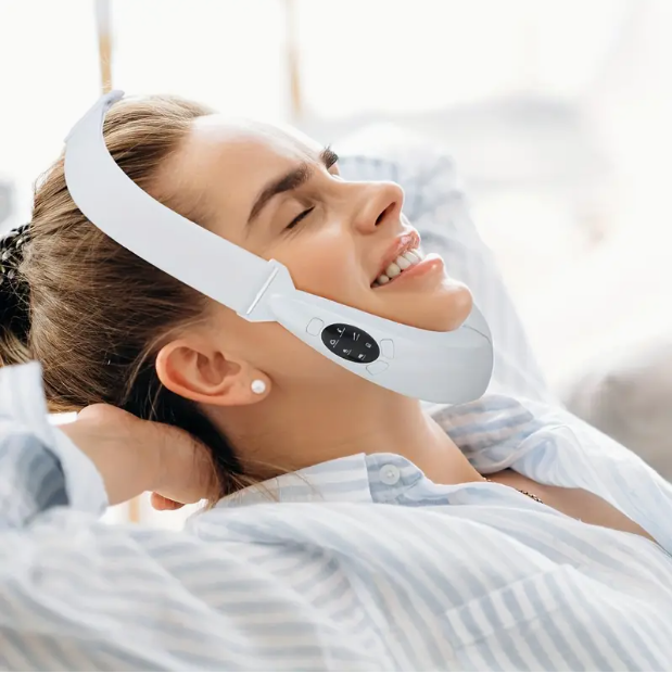 USB-Rechargeable V-Line Face Lifting Massager – Sculpt & Firm for a Youthful Look
